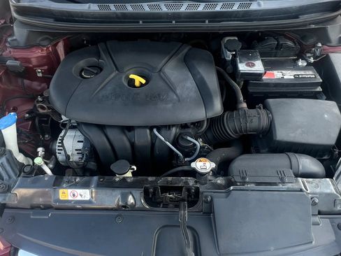 Used 2013 Hyundai Elantra GLS w/ Preferred Pkg FWD image 9