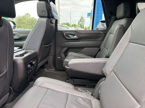 Used 2024 Chevrolet Tahoe Z71 w/ Luxury Package AWD/4WD image 10
