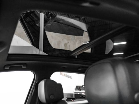 Used 2019 Porsche Cayenne image 18