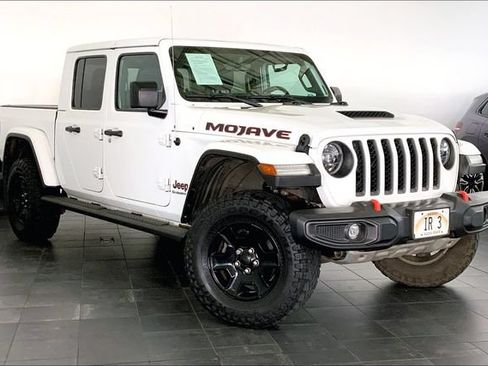Used 2021 Jeep Gladiator Mojave AWD/4WD image 2