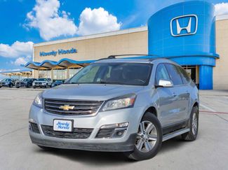 Used 2017 Chevrolet Traverse LT video 1