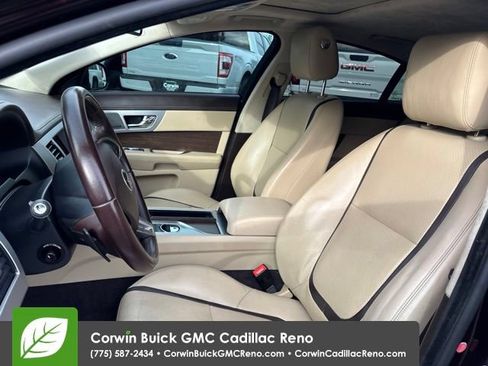 Used 2015 Jaguar XF Portfolio RWD image 11