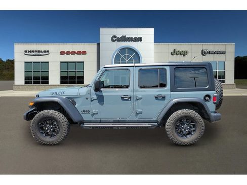 Used 2024 Jeep Wrangler Unlimited Sport AWD/4WD image 6