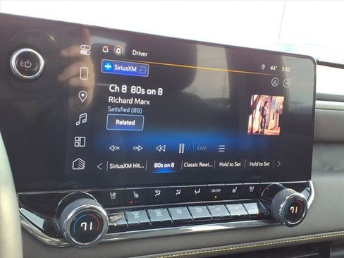 Used 2023 Chevrolet Colorado ZR2 w/ ZR2 Convenience Package III image 11