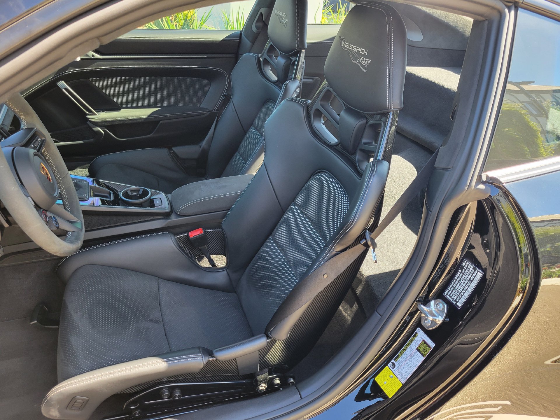 Certified 2024 Porsche 911 GT3 RS RWD image 3