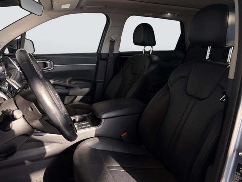 Used 2021 Kia Sorento S w/ Panoramic Sunroof Package FWD image 32