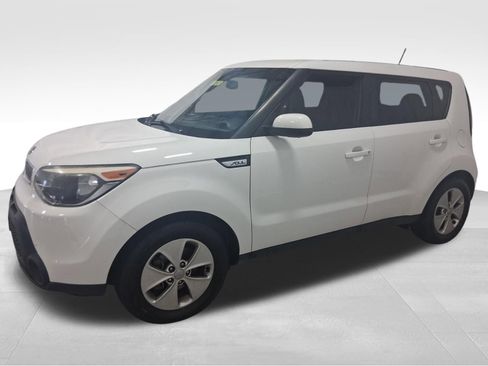 Used 2016 Kia Soul FWD image 1