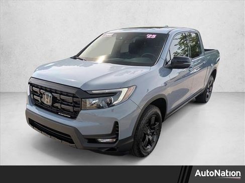 Used 2025 Honda Ridgeline Black Edition image 1