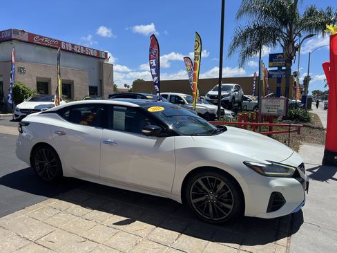Used 2020 Nissan Maxima Platinum w/ Reserve Package FWD image 10