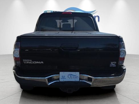 Used 2013 Toyota Tacoma 4x4 Double Cab w/ TRD Off-Road Pkg image 4