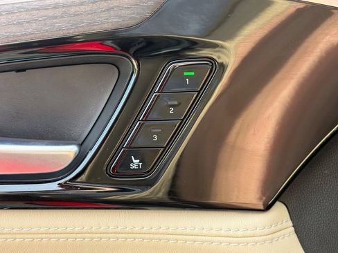 Used 2022 Acura MDX SH-AWD w/ Advance Package image 15