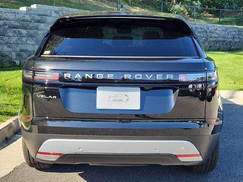 Used 2026 Land Rover Range Rover Velar S image 7