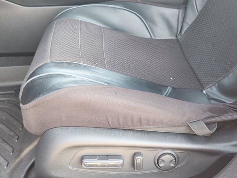 Used 2025 Honda Accord Sport image 19