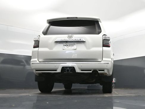 Used 2021 Toyota 4Runner Limited RWD image 41