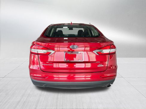 Used 2020 Ford Fusion SE FWD image 5
