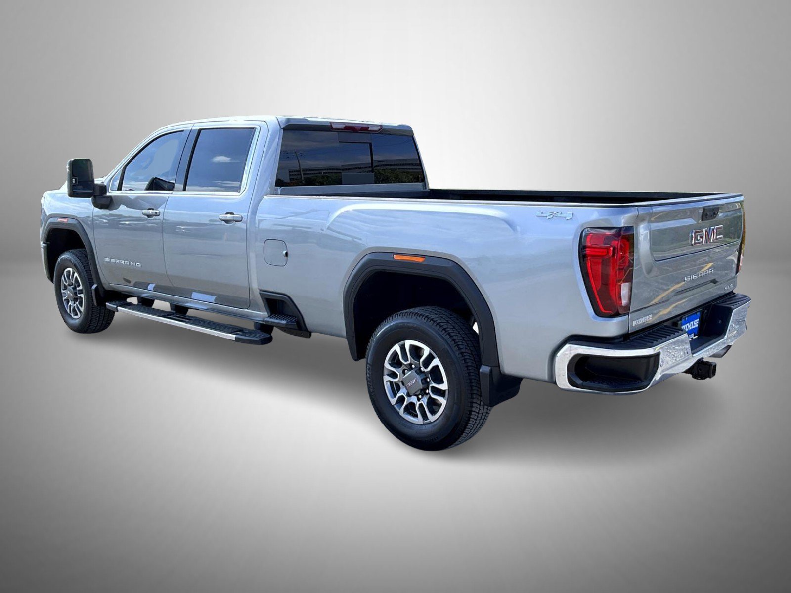 Used 2024 GMC Sierra 3500 SLE w/ SLE Value Package AWD/4WD image 8
