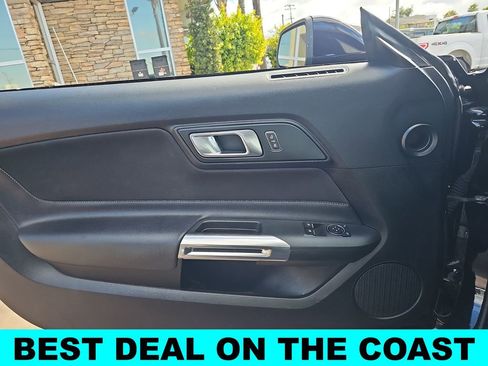 Used 2022 Ford Mustang Coupe RWD image 25