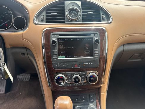 Used 2016 Buick Enclave Leather FWD image 13