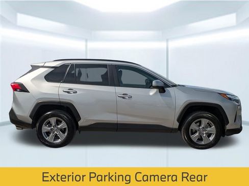 Used 2022 Toyota RAV4 XLE w/ Convenience Package image 8