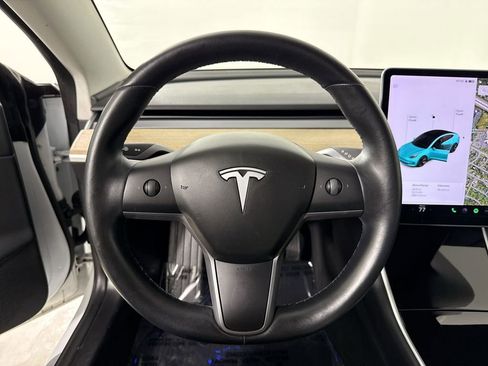 Used 2018 Tesla Model 3 Long Range image 35