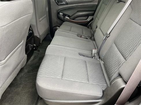 Used 2016 GMC Yukon SLE w/ Convenience Package image 12