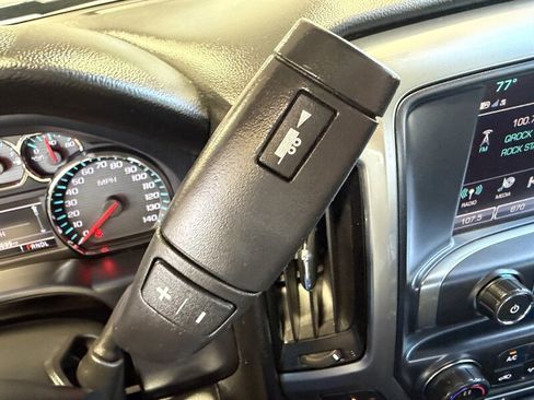 Used 2018 Chevrolet Silverado 1500 LT w/ All Star Edition AWD/4WD image 27