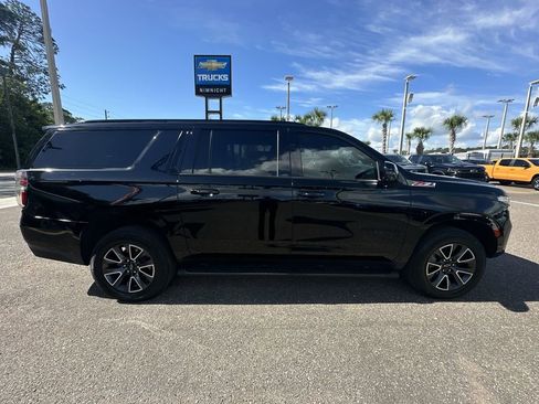 Used 2022 Chevrolet Suburban Z71 w/ Luxury Package AWD/4WD image 15