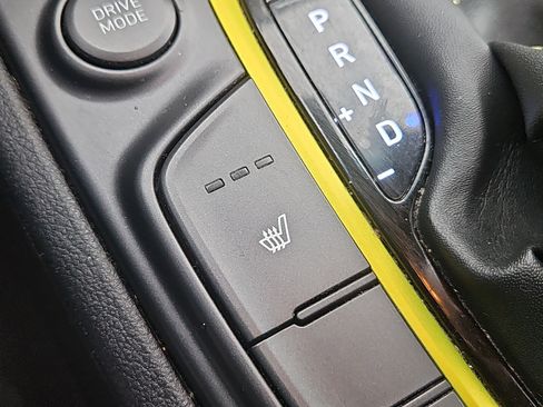 Used 2018 Hyundai Kona Limited image 11