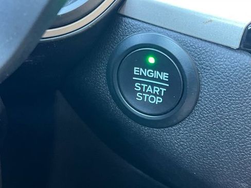 Used 2020 Ford Escape SE Sport FWD image 26