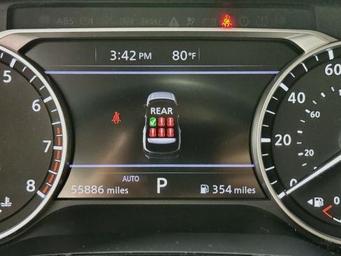 Used 2023 Nissan Pathfinder SV AWD/4WD image 16