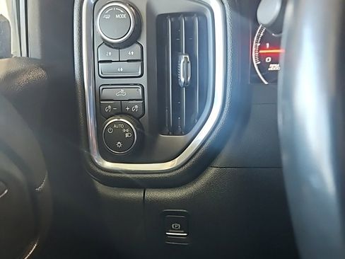 Used 2023 Chevrolet Silverado 2500 LT image 34