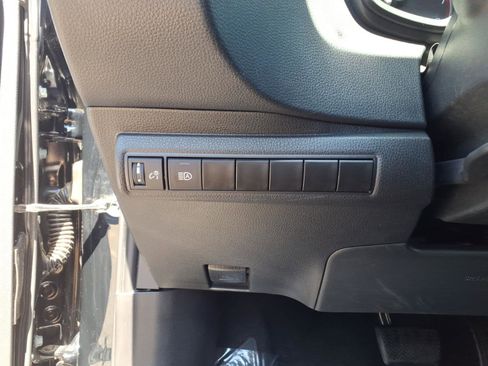 Certified 2024 Toyota Corolla LE FWD image 18