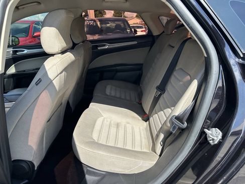 Used 2019 Ford Fusion S FWD image 9