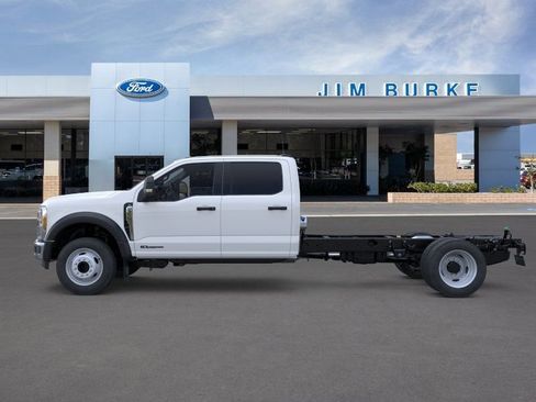 New 2026 Ford F450 XL RWD image 3