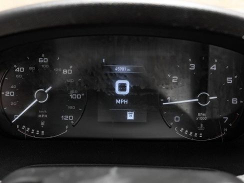 Used 2024 RAM ProMaster 2500 w/ Convenience Group FWD image 17