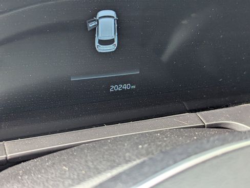 Used 2025 Kia Telluride S image 15