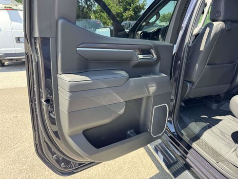 Used 2026 GMC Sierra 1500 SLT w/ SLT Premium Plus Package AWD/4WD image 23