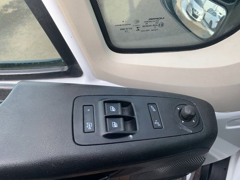 Used 2020 RAM ProMaster 2500 image 12