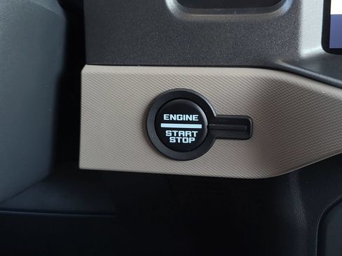 Used 2024 Ford Bronco Wildtrak AWD/4WD image 17