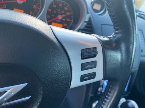 Used 2007 Nissan 350Z Grand Touring image 17