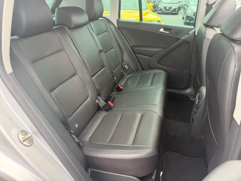 Used 2017 Volkswagen Tiguan Wolfsburg Edition FWD image 13