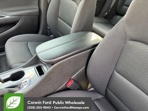 Used 2024 Chevrolet Malibu LT FWD image 22