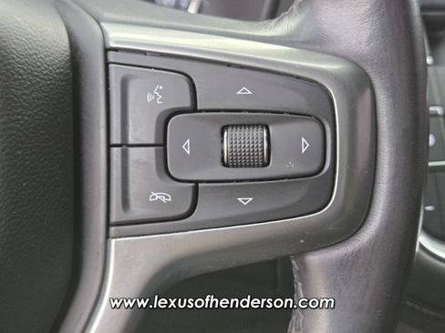 Used 2022 Chevrolet Suburban LS RWD image 24