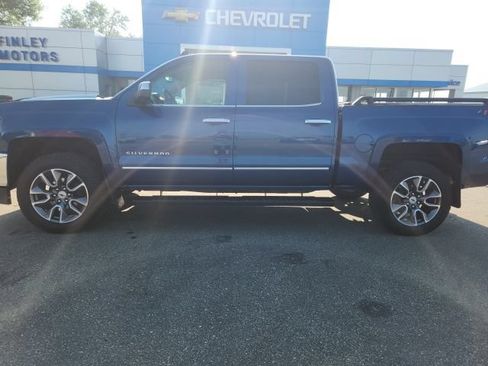 Used 2018 Chevrolet Silverado 1500 LTZ w/ Sport Package AWD/4WD image 26