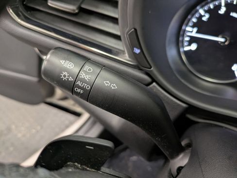 Used 2023 MAZDA CX-30 AWD 2.5 S w/ Premium Package image 19