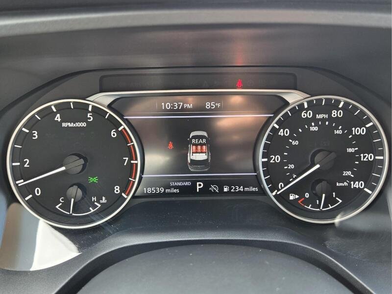 Used 2024 Nissan Rogue SV FWD image 33