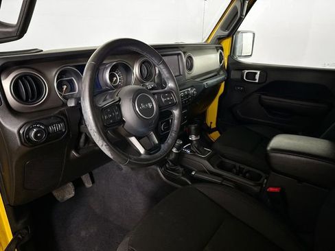 Used 2019 Jeep Wrangler Unlimited Sport S image 16