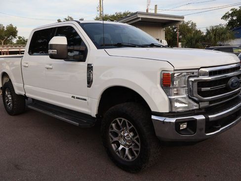 Used 2022 Ford F250 Lariat w/ Lariat Value Package AWD/4WD image 3