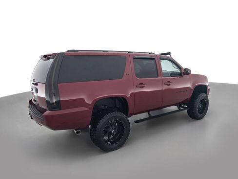 Used 2007 Chevrolet Suburban LT AWD/4WD image 5