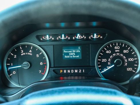 Used 2015 Ford F150 XLT RWD image 28